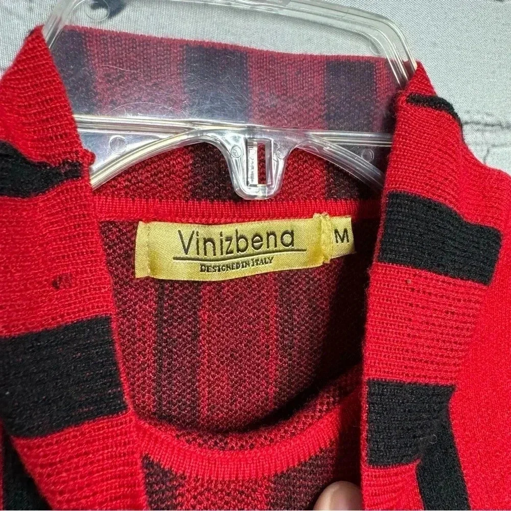 Vinizbena Women’s Red/Black Cropped Sweater size Medium